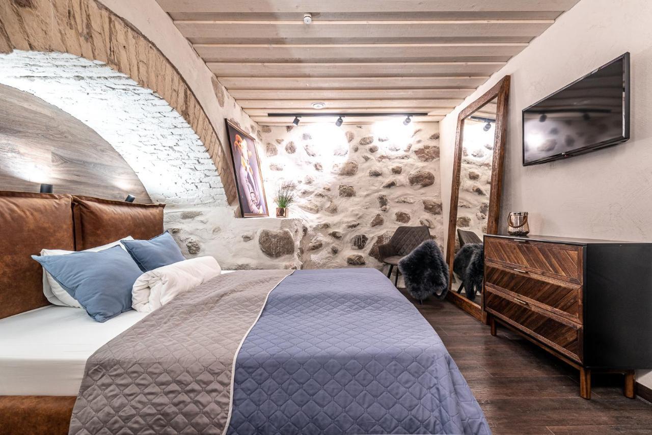Unesco Hidden Arches - Restored 3 Bedroom In The Historic Pilies St.