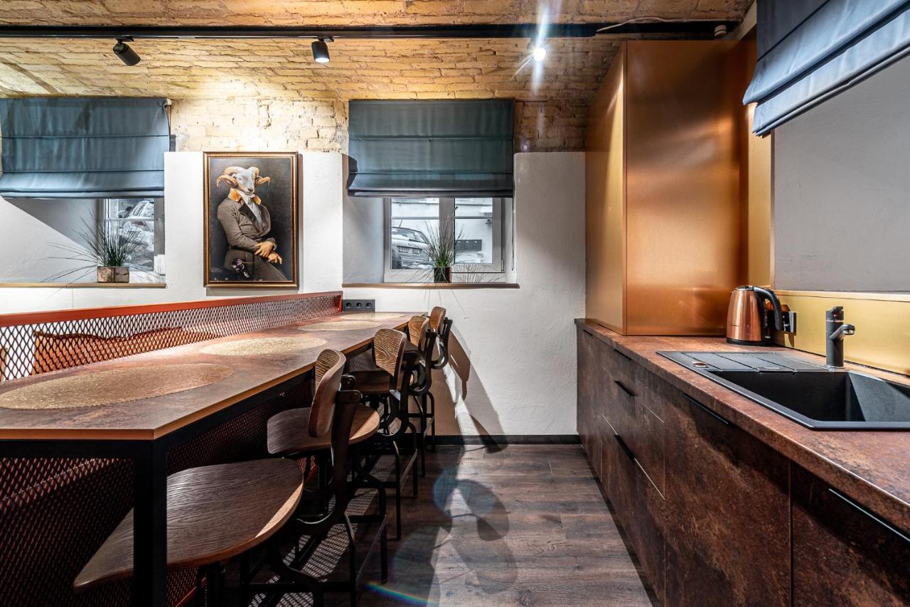 Unesco Hidden Arches - Restored 3 Bedroom In The Historic Pilies St. * Vilnius