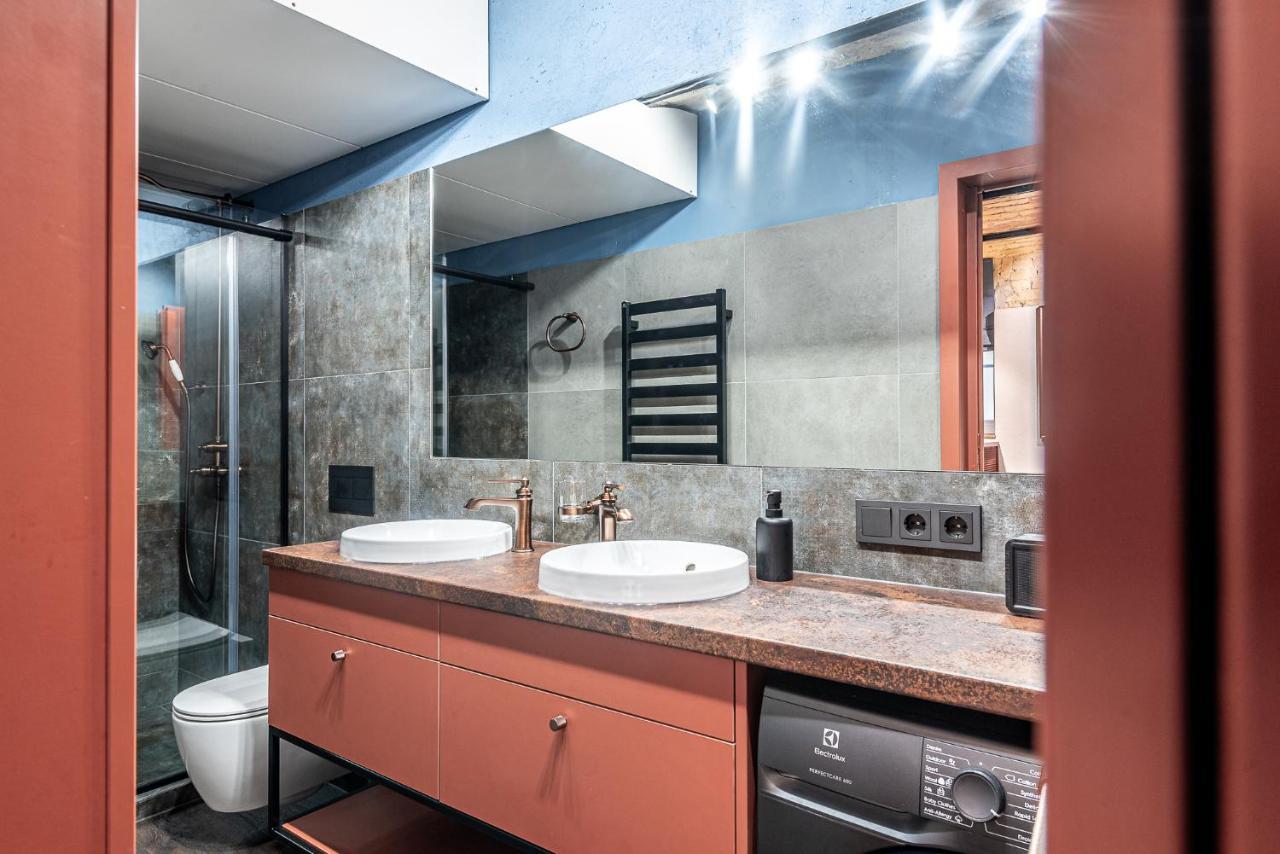 Unesco Hidden Arches - Restored 3 Bedroom In The Historic Pilies St. Apartment *